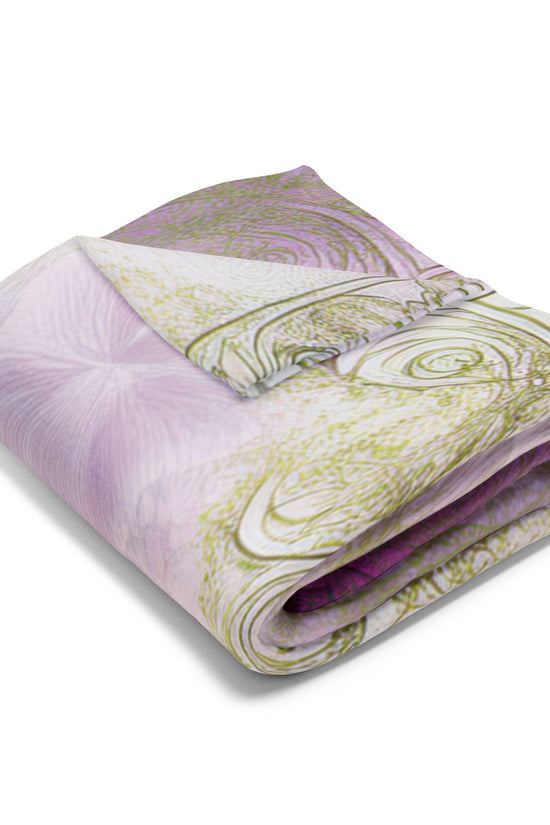 Floral Pink Vintage Fleece Blanket
